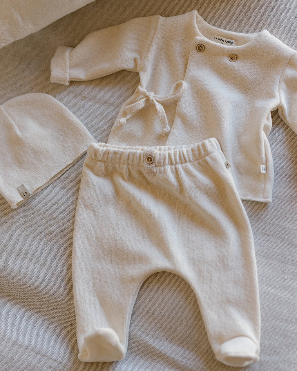 1+ IN THE FAMILY | pantaloni piedini