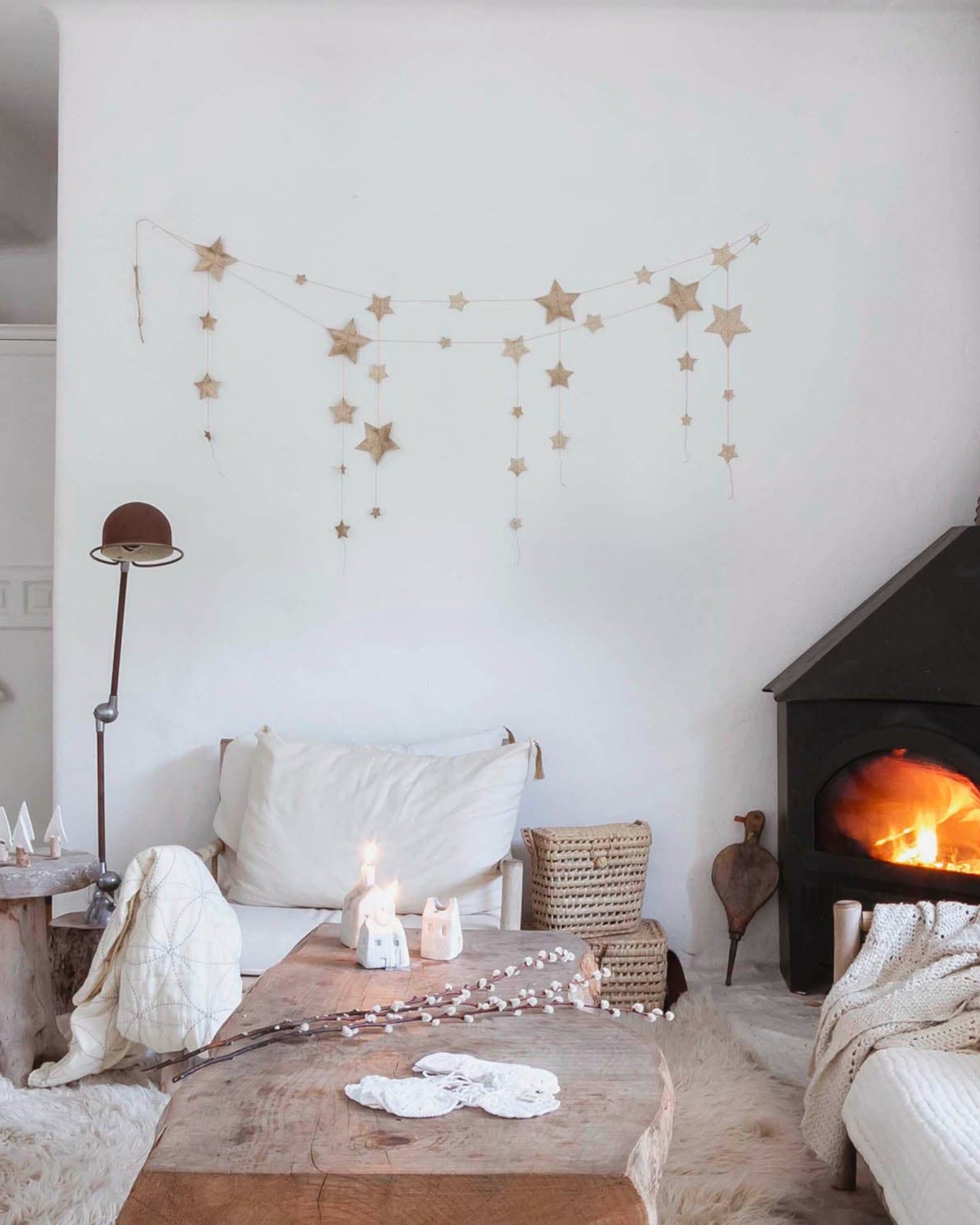 NUMERO 74 | ghirlanda stelle