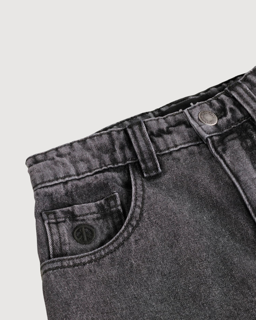 MOLO | bermuda jeans