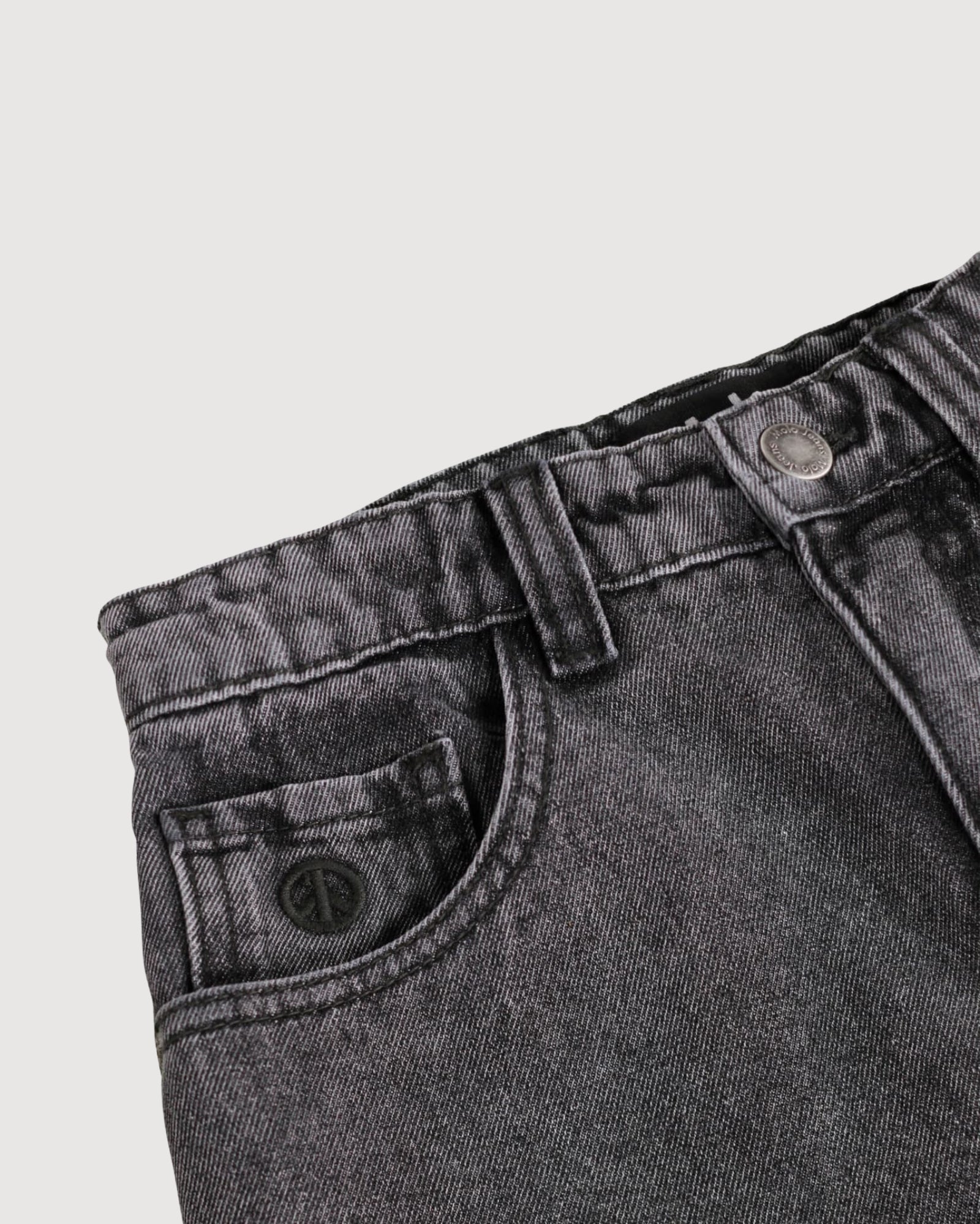 MOLO | bermuda jeans