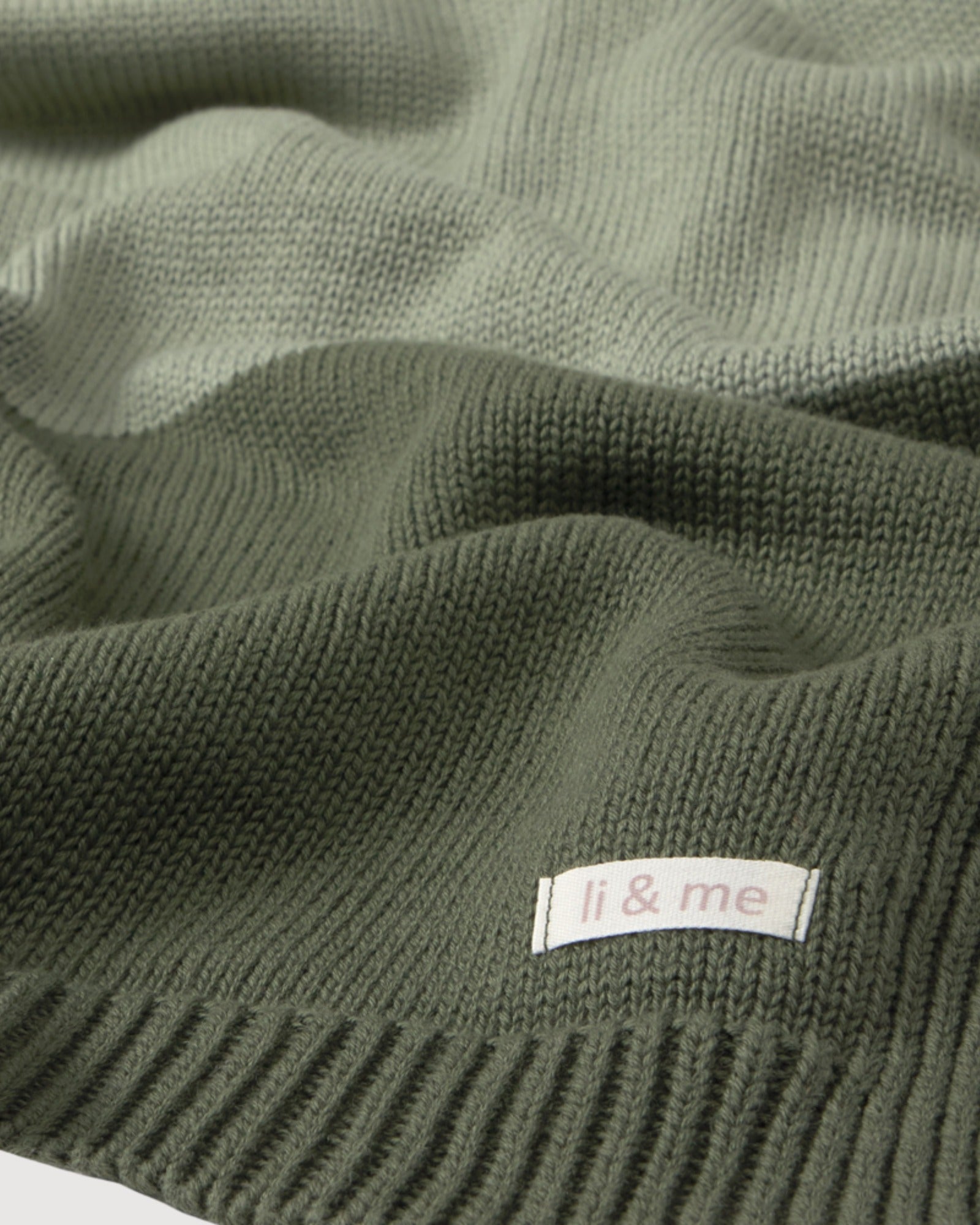 LI & ME | coperta tricolor