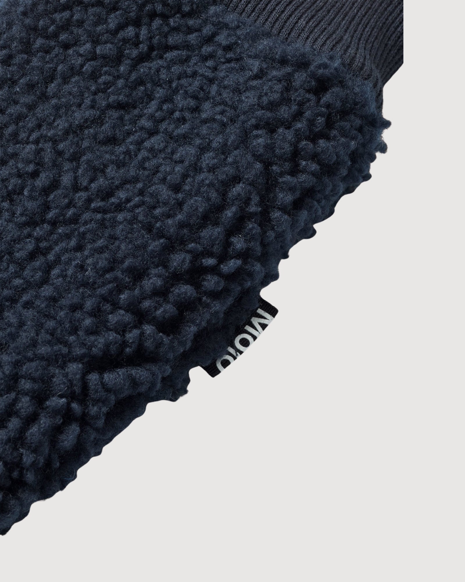 MOLO| monopole teddy