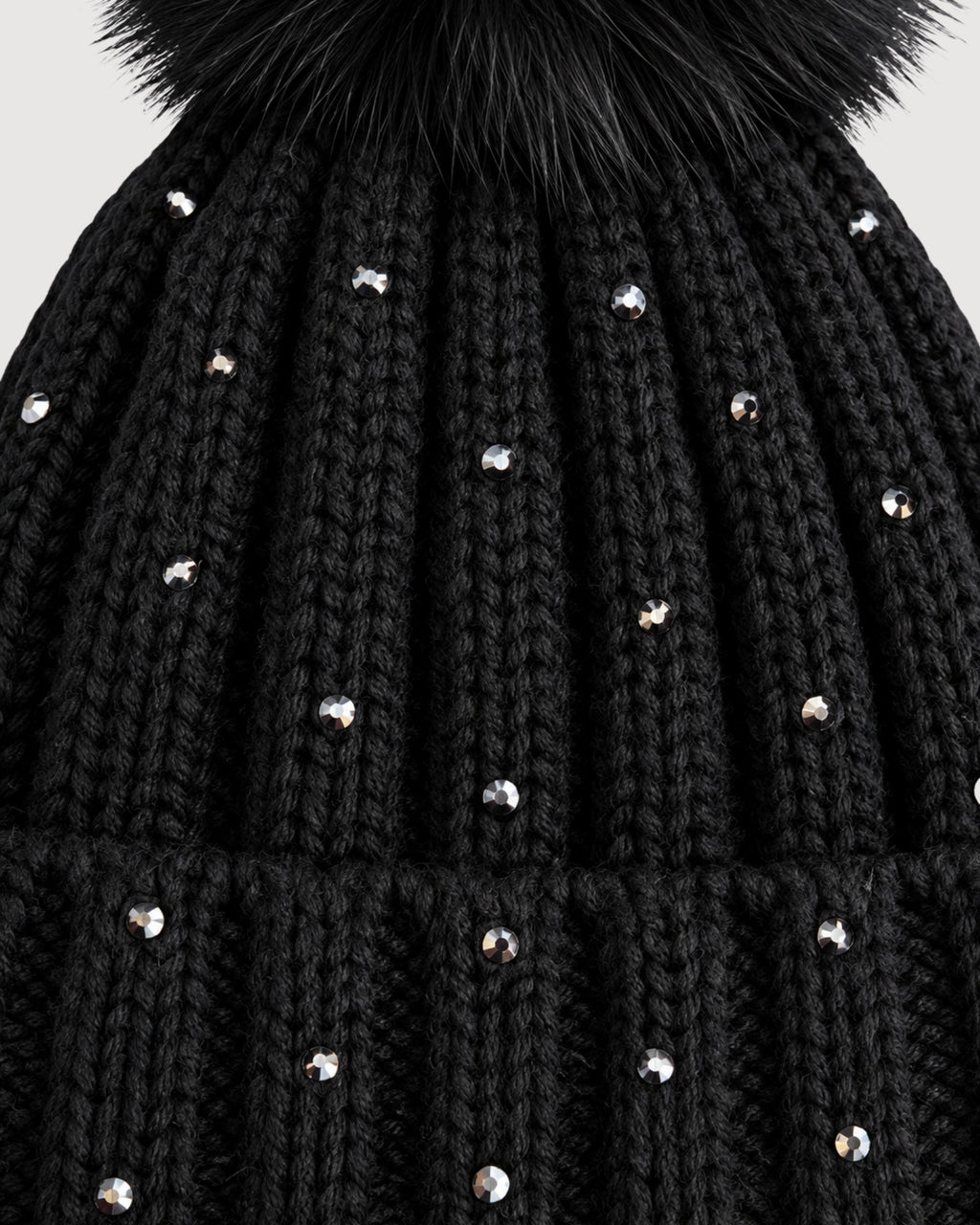 REGINA | berretto in lana con Swarovski e pom pom in pelliccia